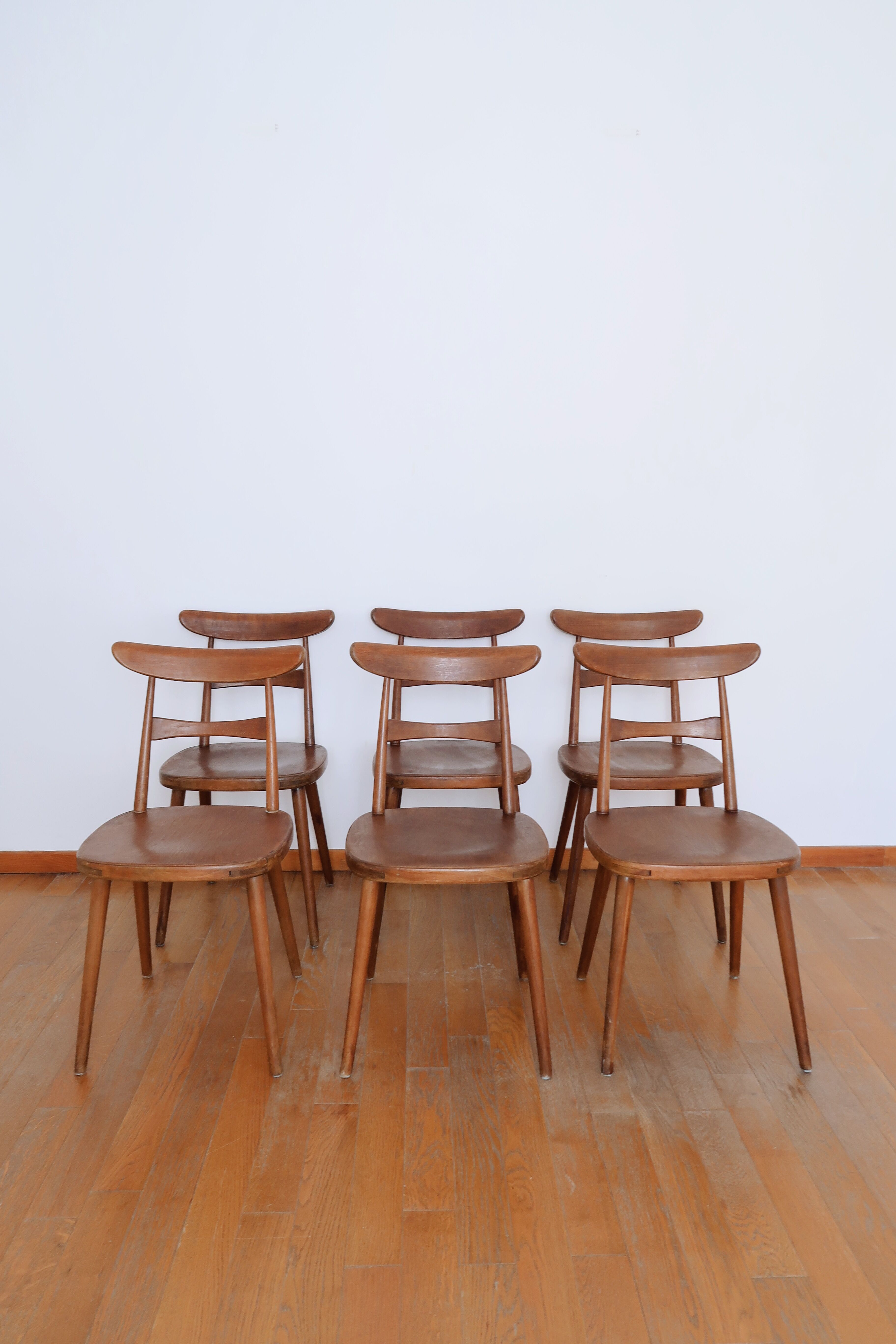 6 Scandinavian bistro chairs