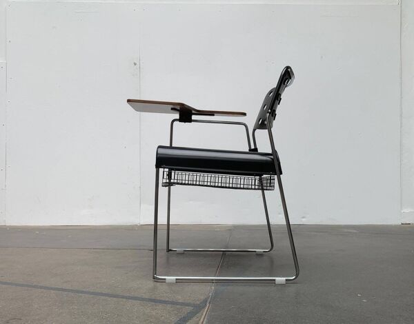 Chaise Vintage Space Age Omkstack par Rodney Kinsman pour Bieffeplast