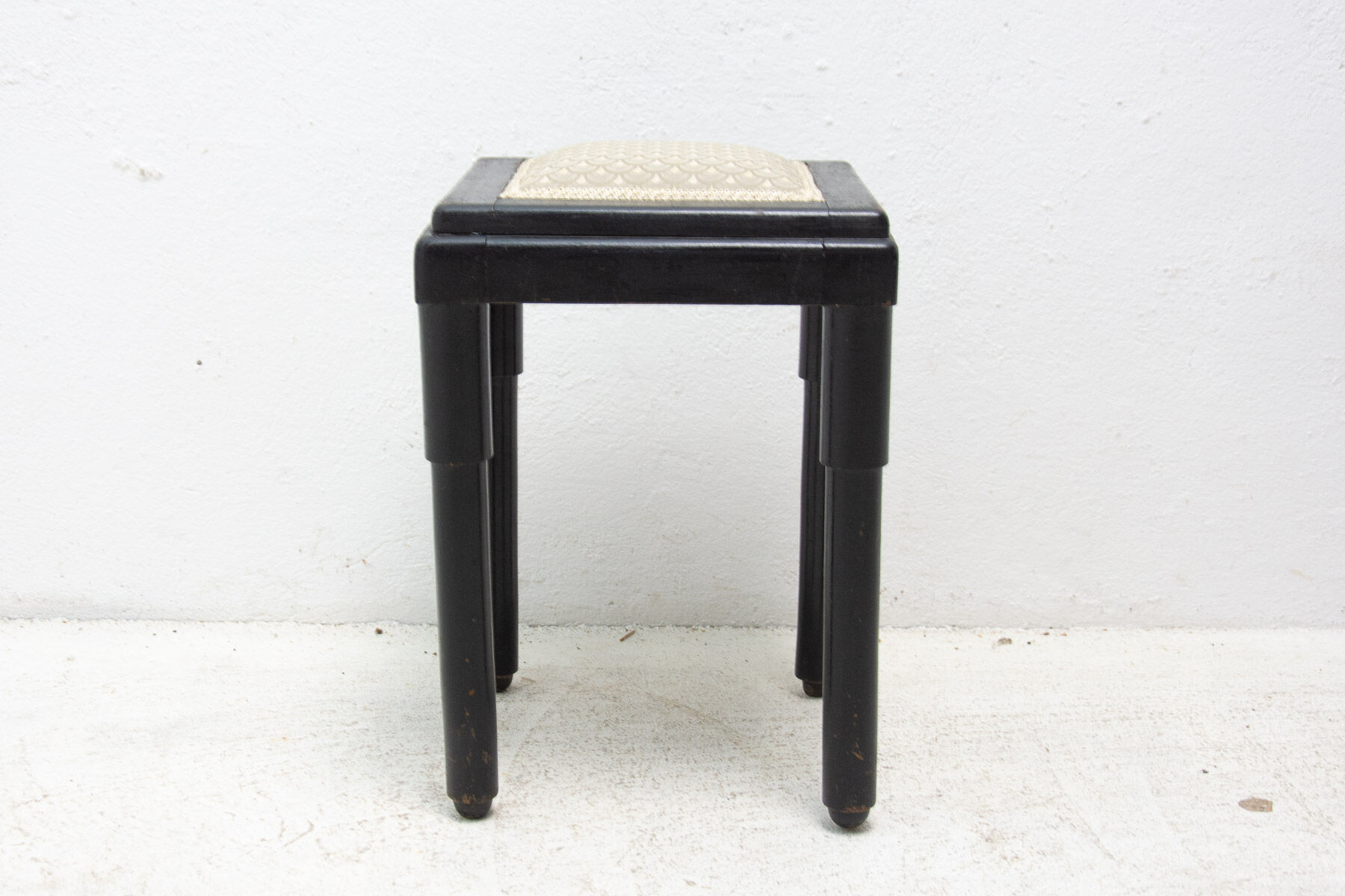 Tabouret rembourré historicisme repose-pieds années 1910, Autriche Hongrie