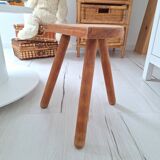 Tripod stool / Milking stool