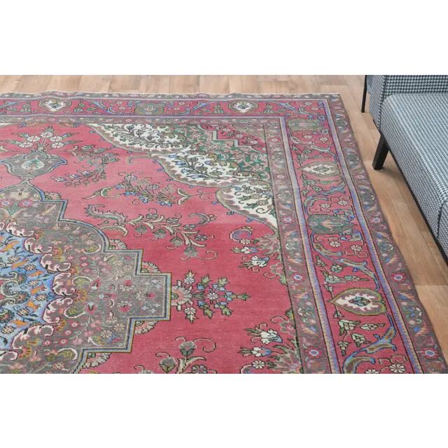 1970s Vintage Persian Handmade Wool Pink Oversized Area Rug 279x390