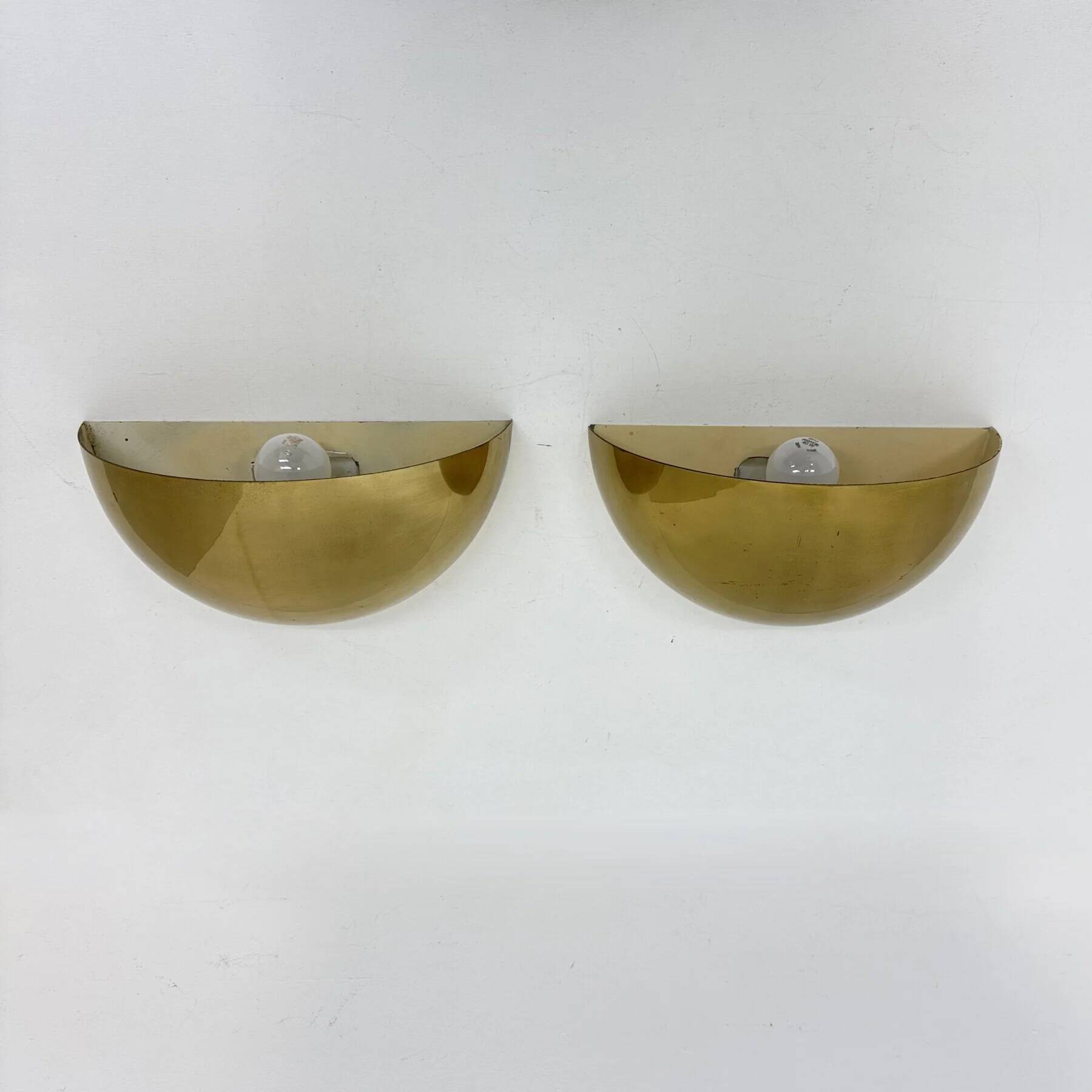 Mid-century pair of brass wall light sconces, 1970s