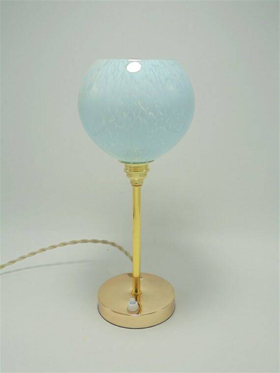Table lamp