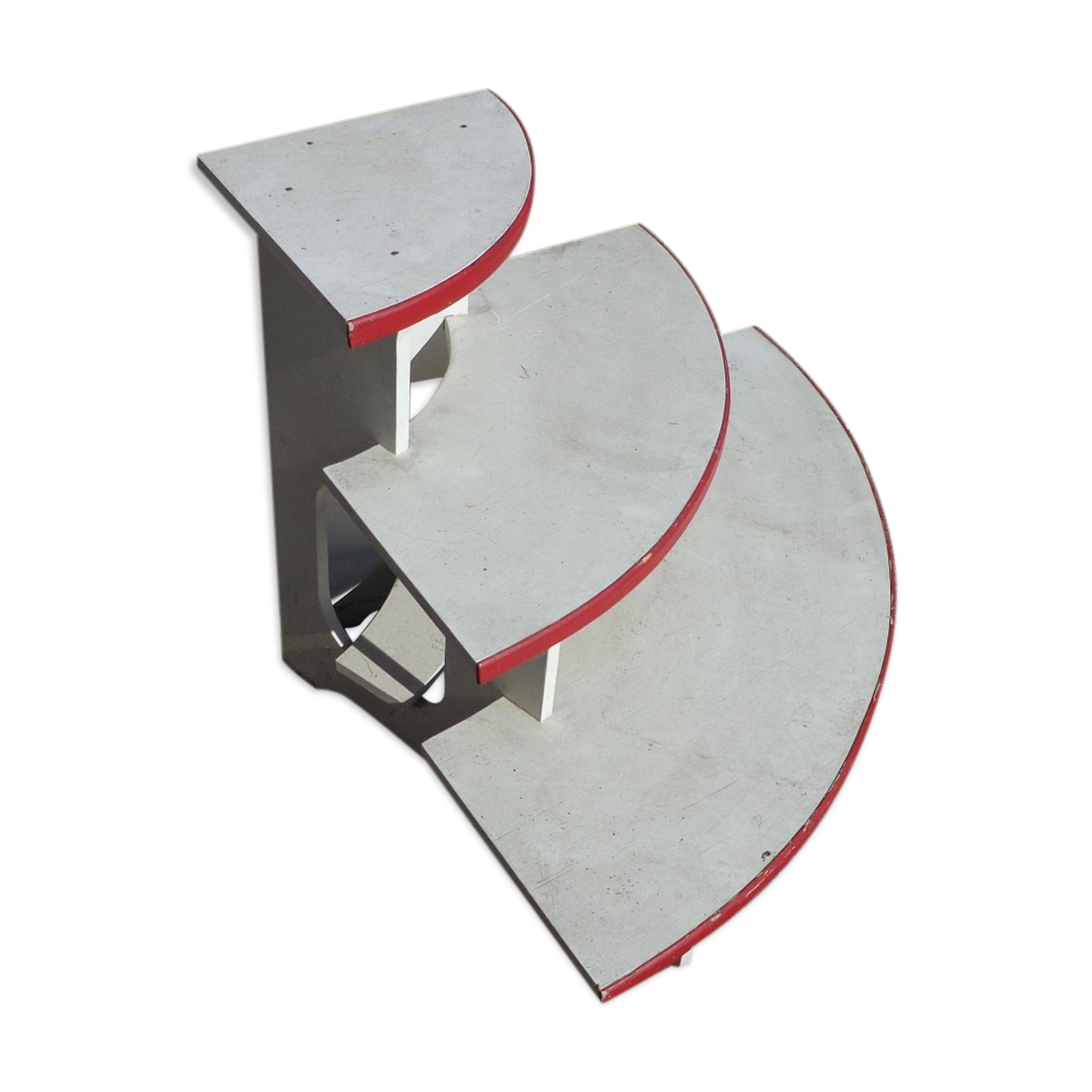 Etagère à fleurs vintage