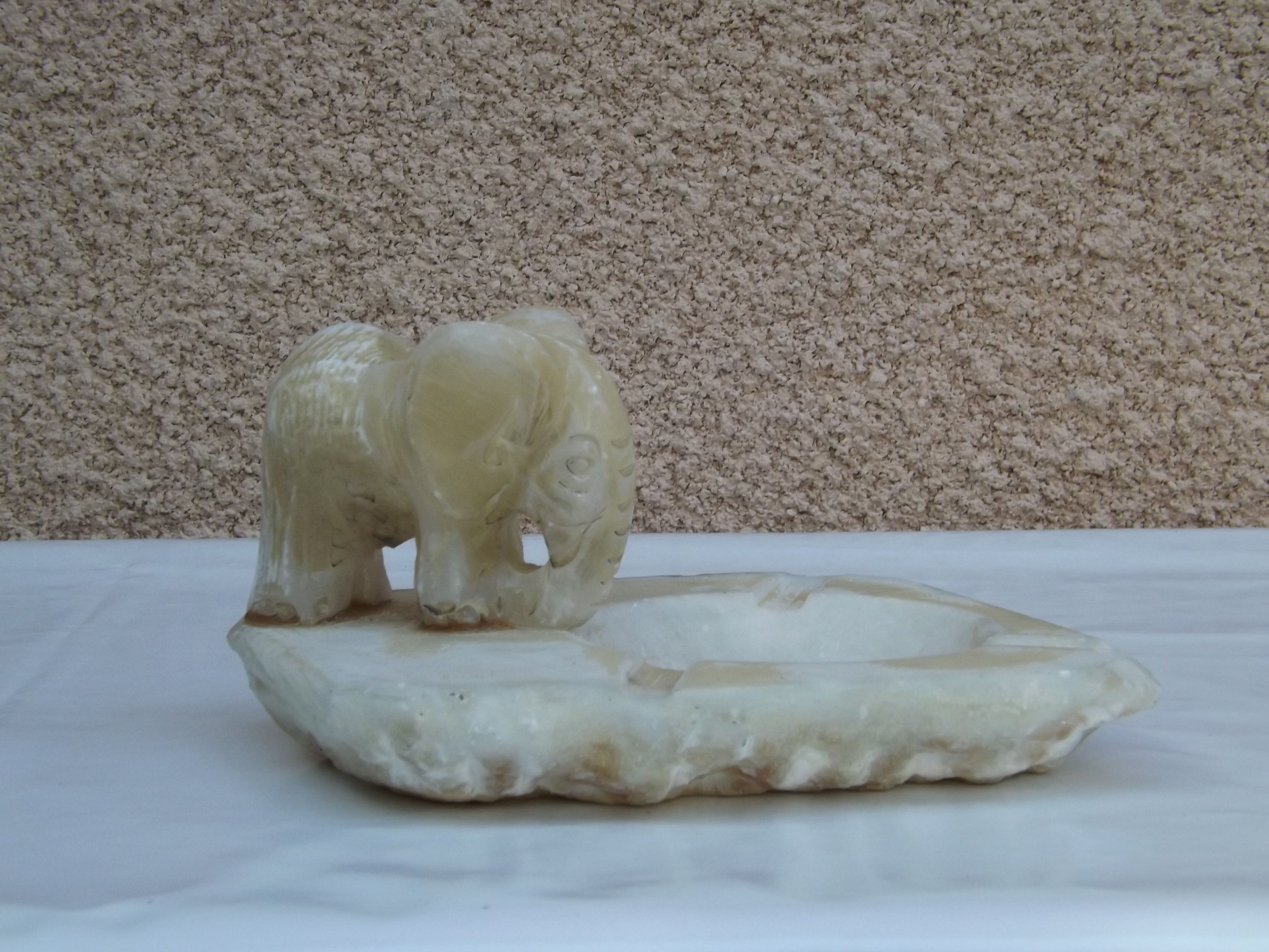 White marble ashtray