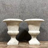Pair of large Medici vases in reconstituted stone, early 20th century