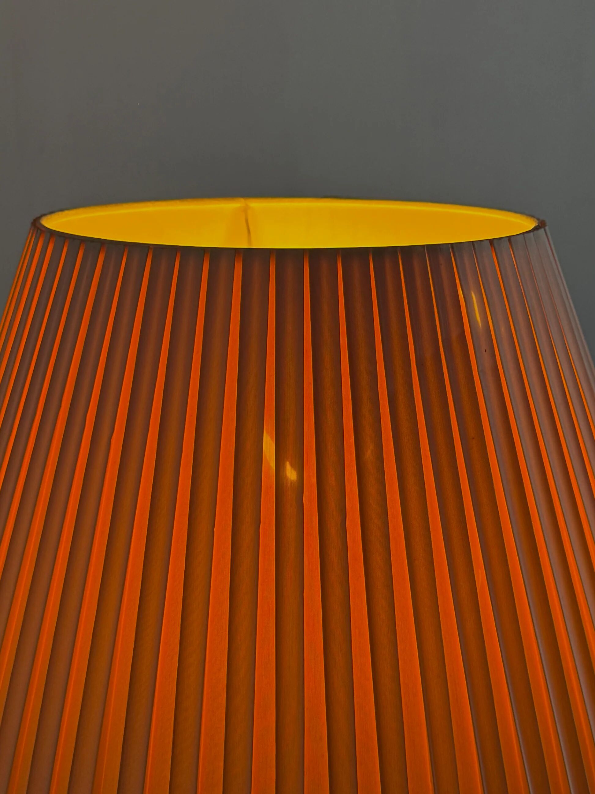 Vintage wrought iron table lamp in swirl shape with pleated shade