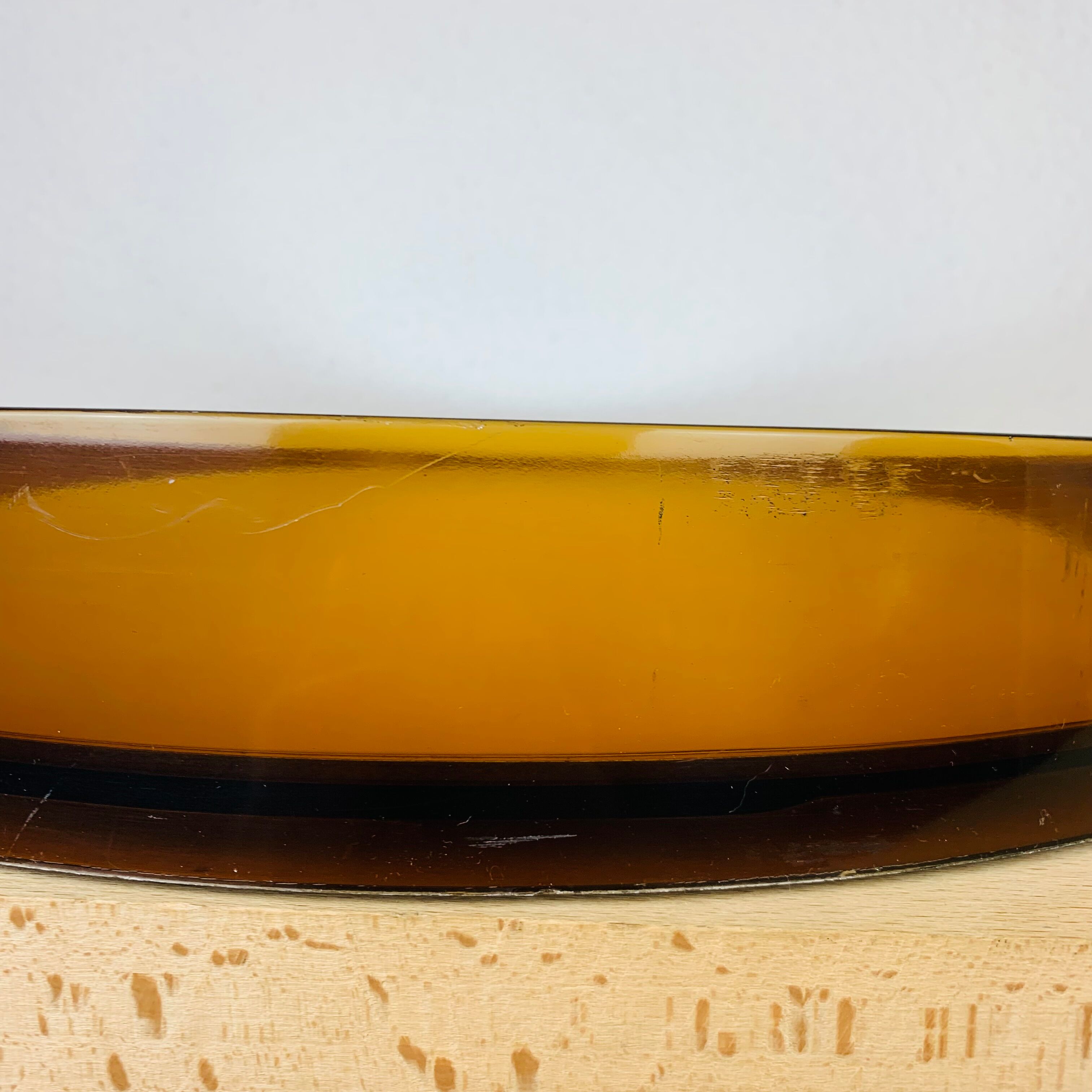 Syla 710 round mirror amber strapping