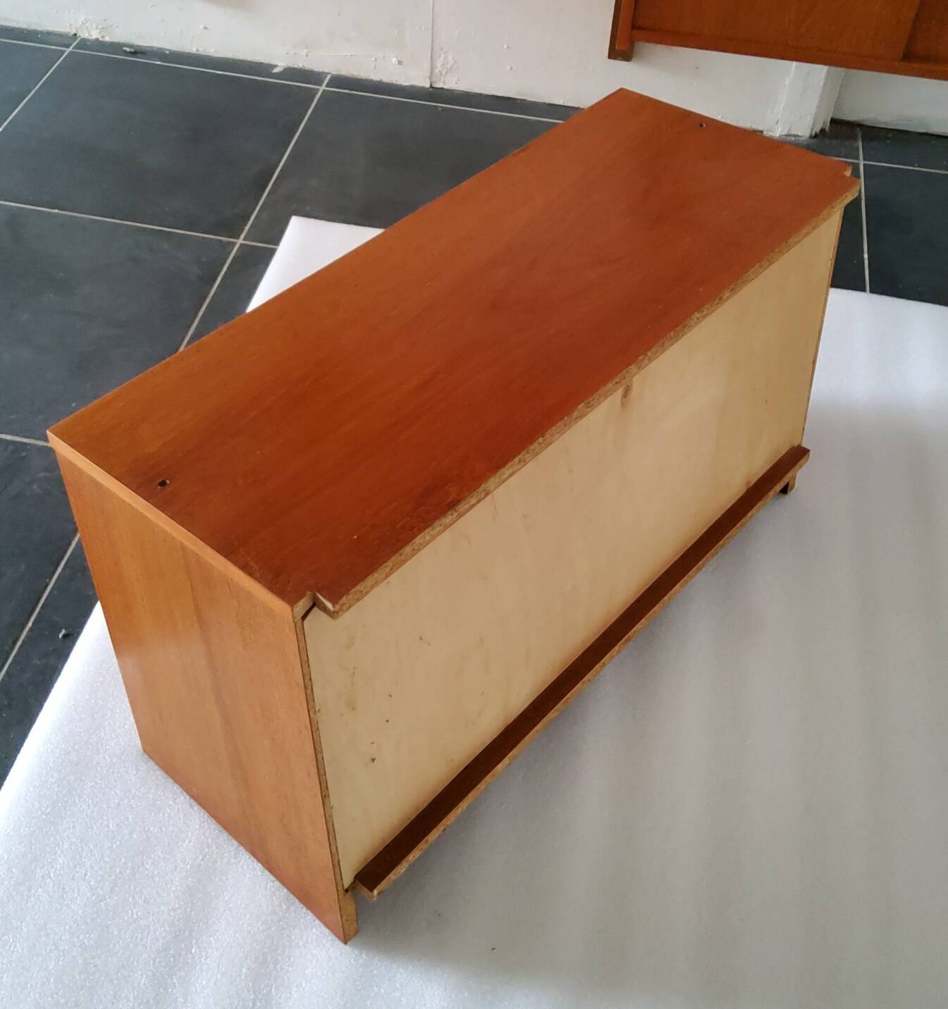 Modular Scandinavian wall shelf – Danish design from the 1970s