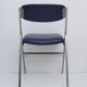 Chaise pliable skaï bleu pieds chromés
