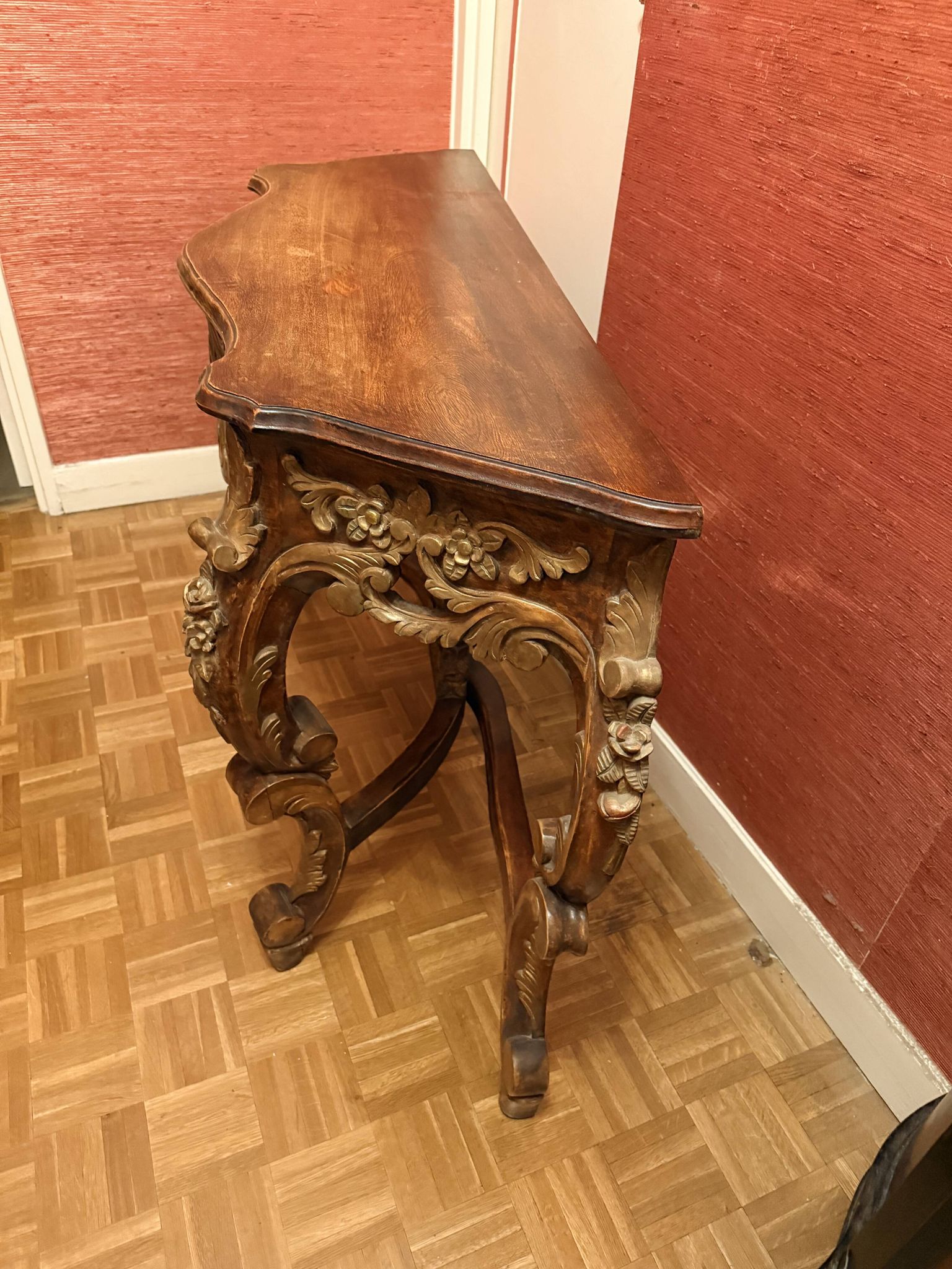 Antique carved wooden console – Louis XIV style – floral decoration