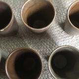 Series of 6 cups of sandstone