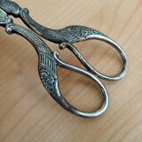 Grape scissors