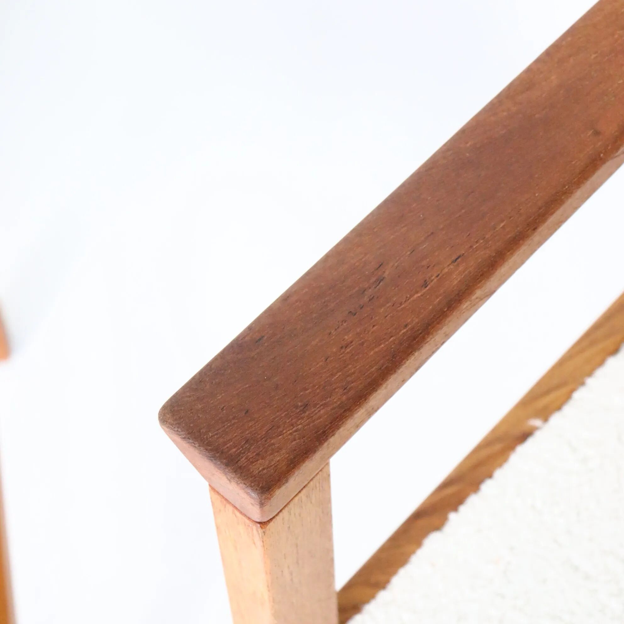 Paire de fauteuils scandinaves années 60