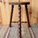 Tabouret bois tripode