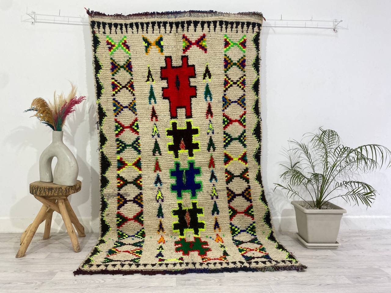 Handmade wool Berber rug 233 X 136 CM