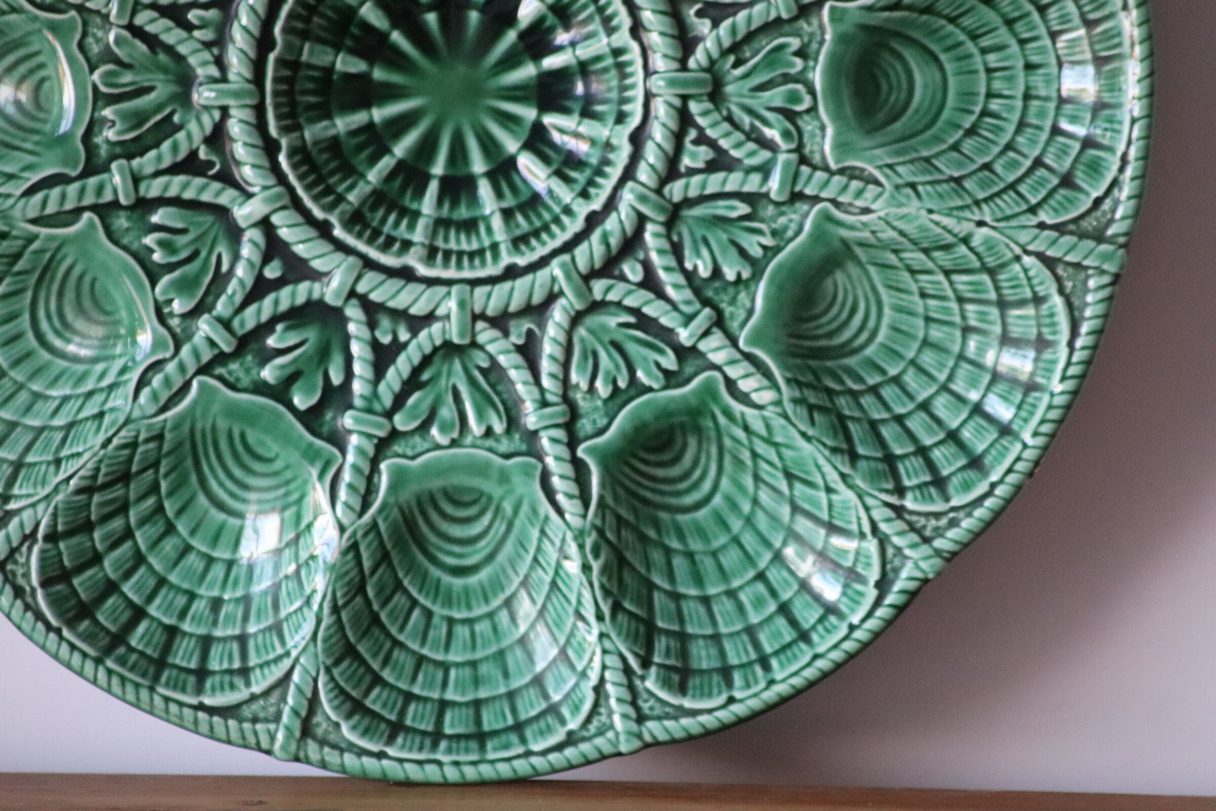 Large oyster dish Sarreguemines Digoin