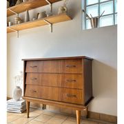 Vintage chest of drawers