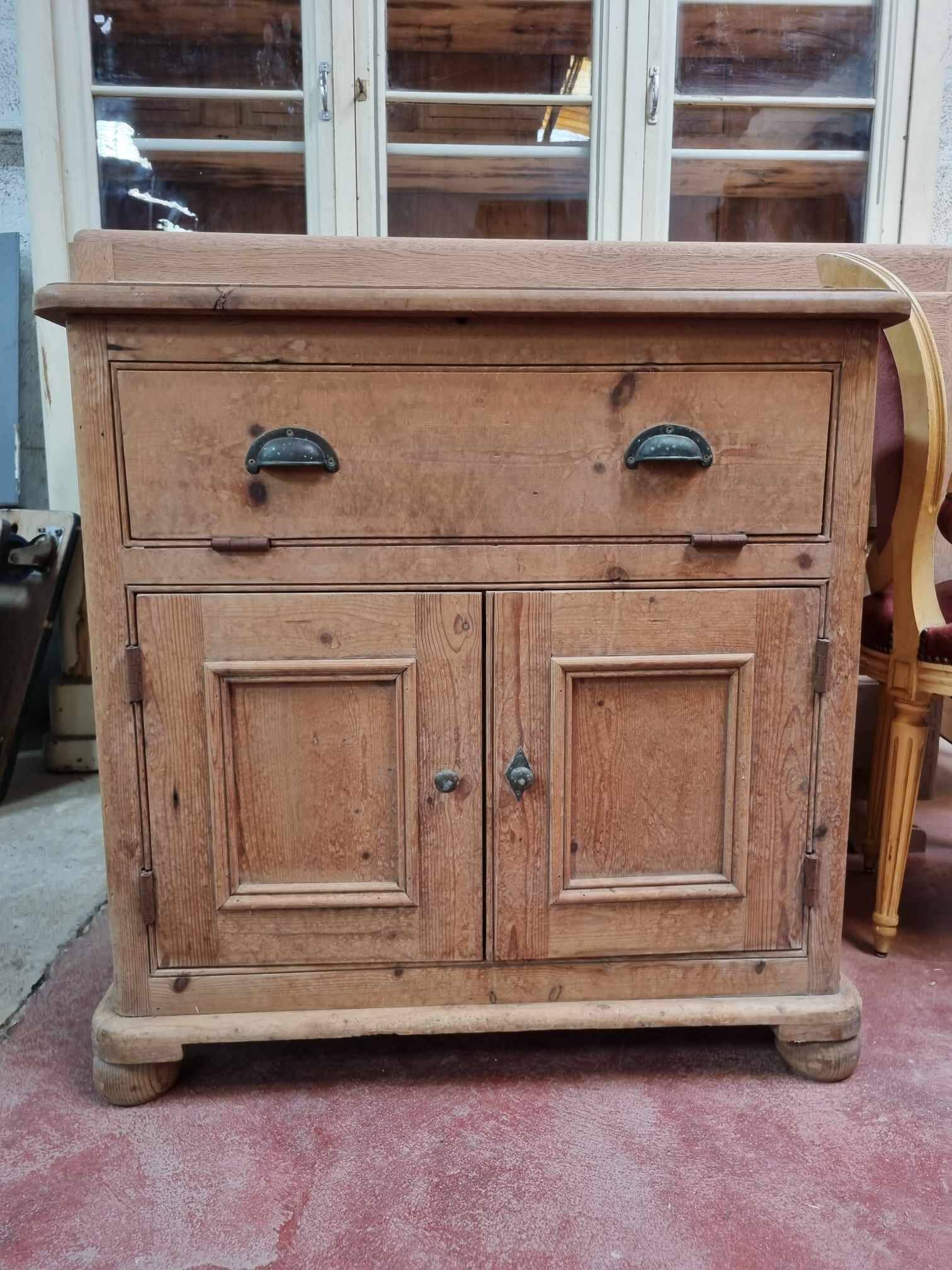 English pine TV cabinet