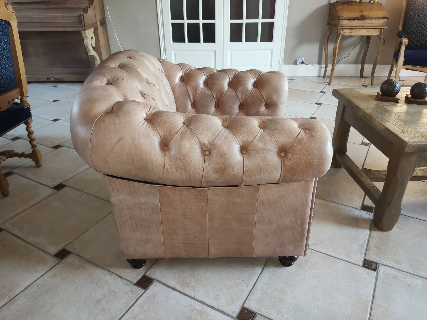 Salon trois pièces chesterfield