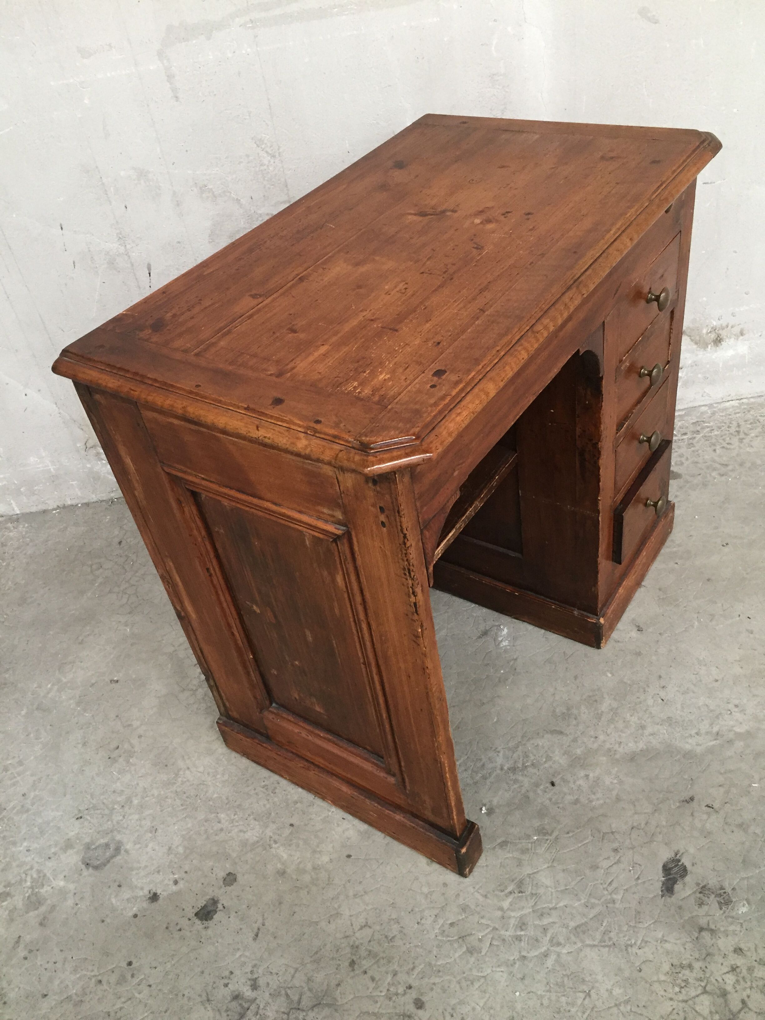 nice little antique desk