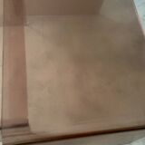 Pull out tables in plexiglas