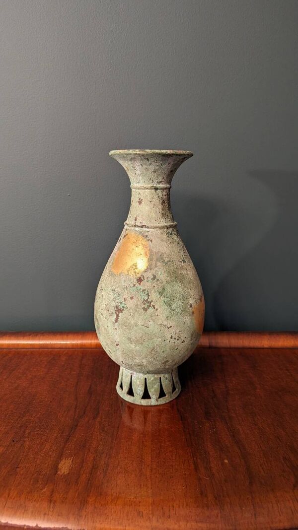 Vase japonais en cuivre vert et or