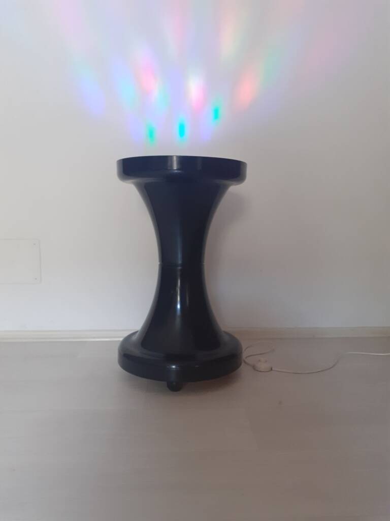 Illuminated coffee table from a nightclub, Tulip model, Space Age, Italy, 1970.