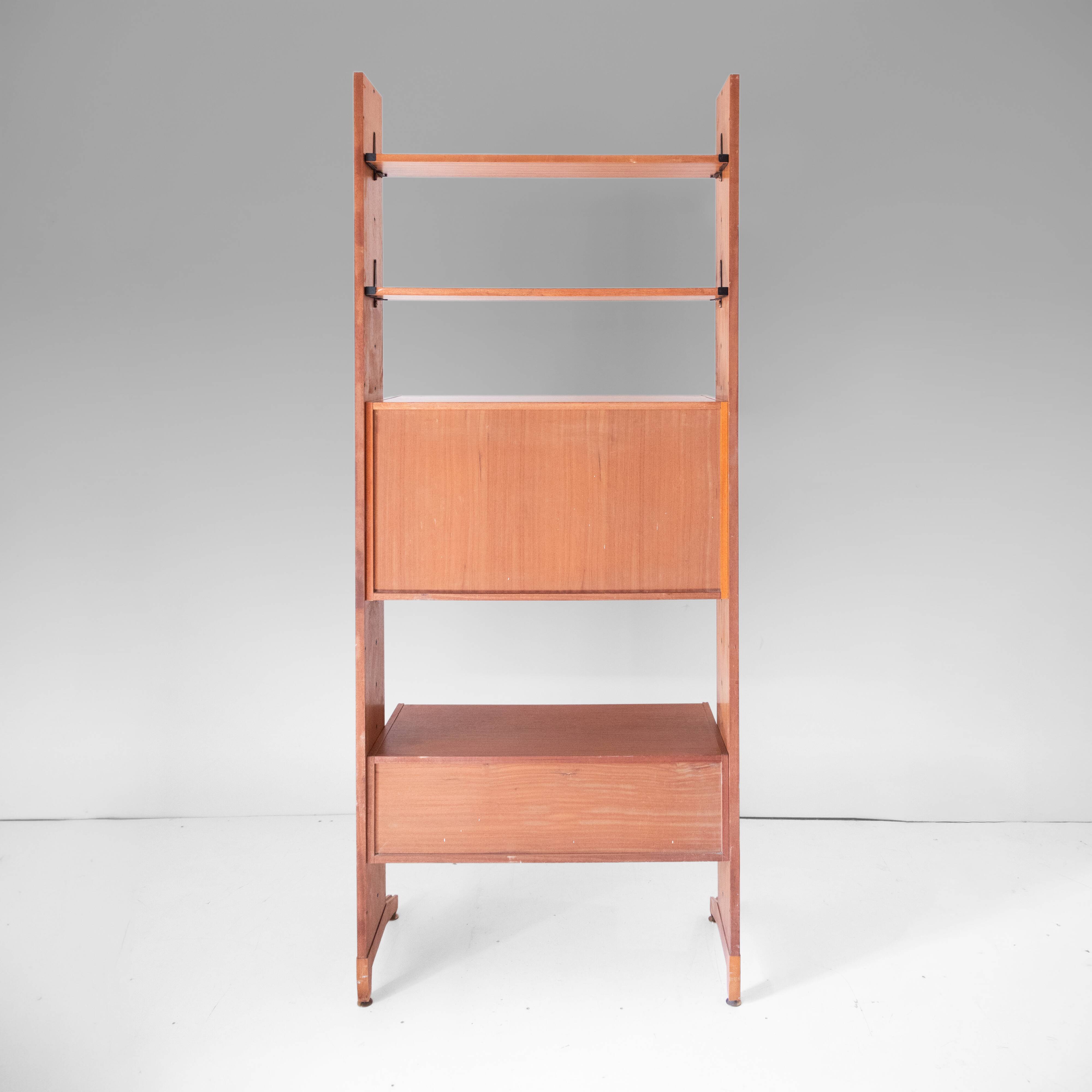 Vintage Italian Freestanding Teak Bookcase / Wall Unit in the Style of Dass