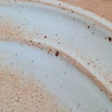 Serving dish in Marais sandstone