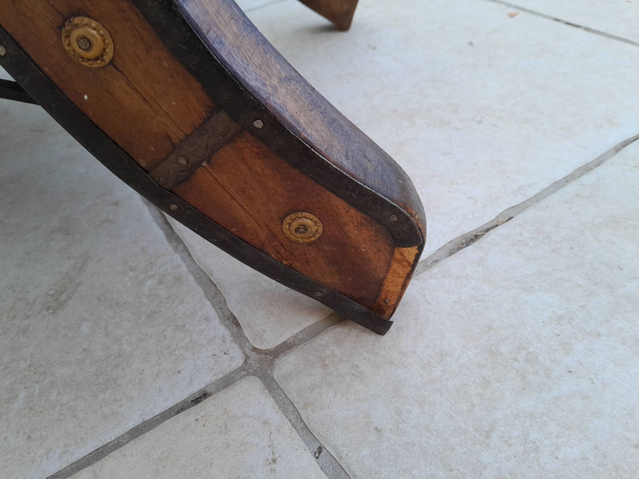 Table basse ancienne tibetaine bois cuivre