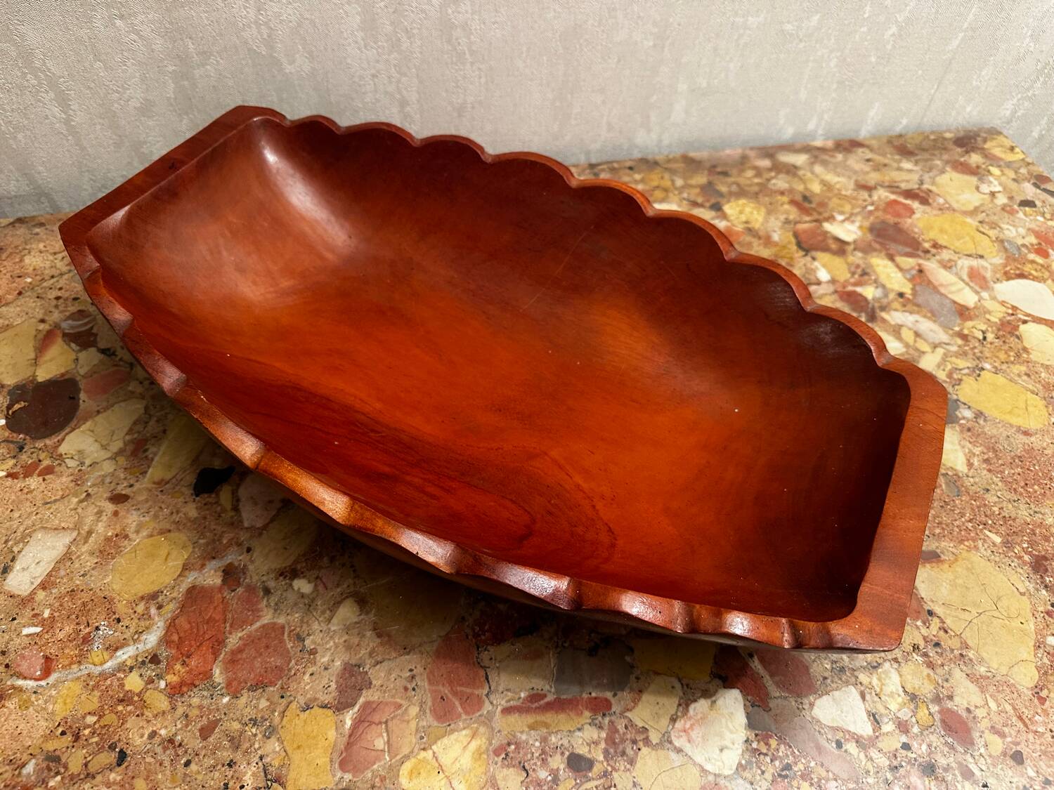 Vintage Red Carved Wooden Bowl / Pocket Dish - 41 / 25 / H 8 cm