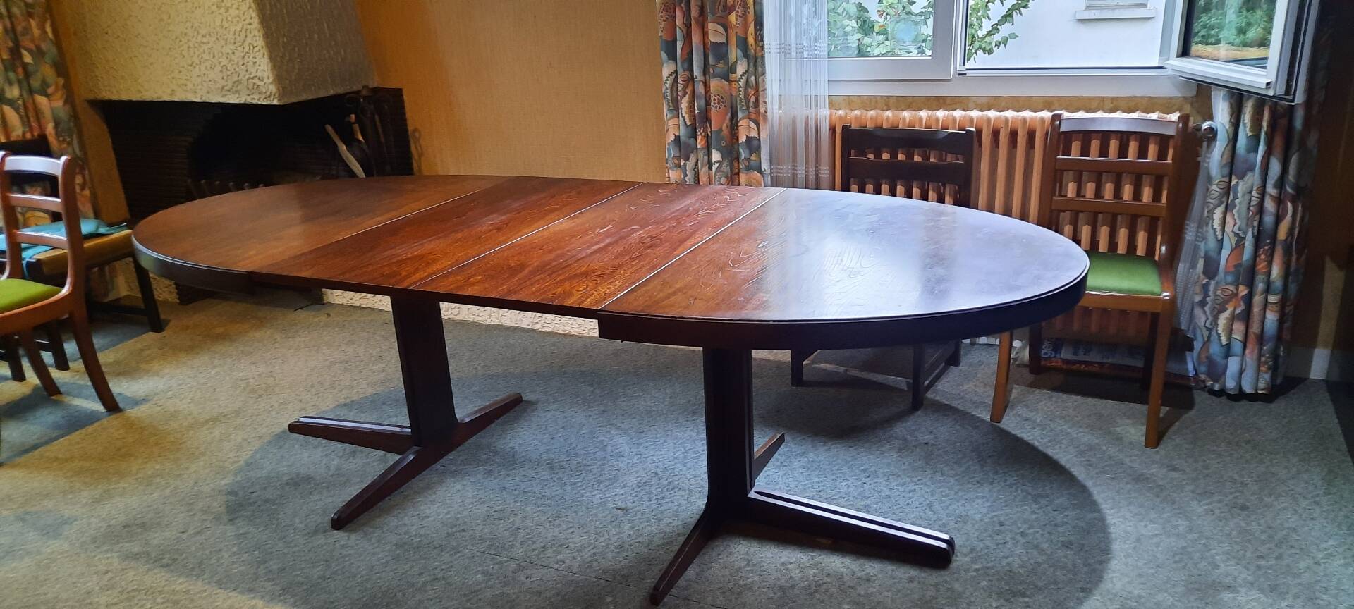 Baumann table style