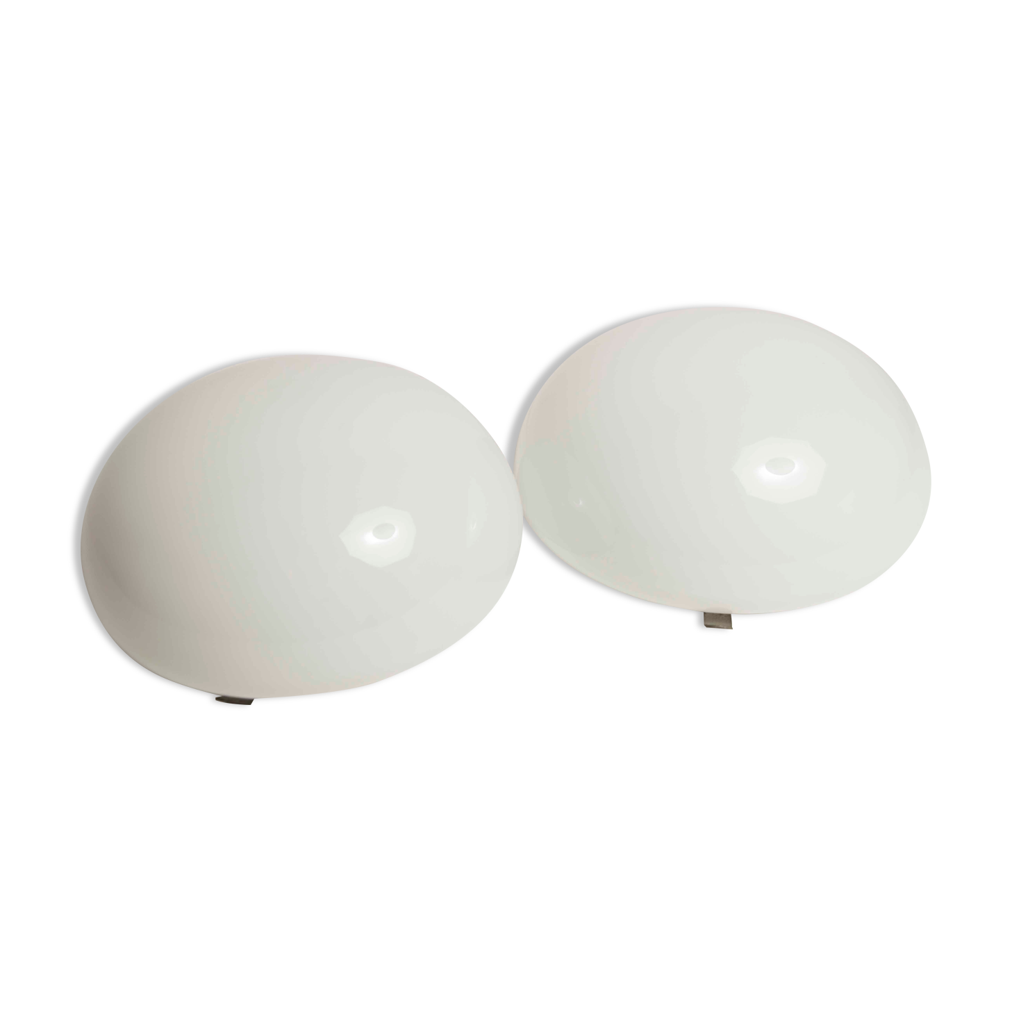 Paire de plafonniers en opaline blanche de 1960
