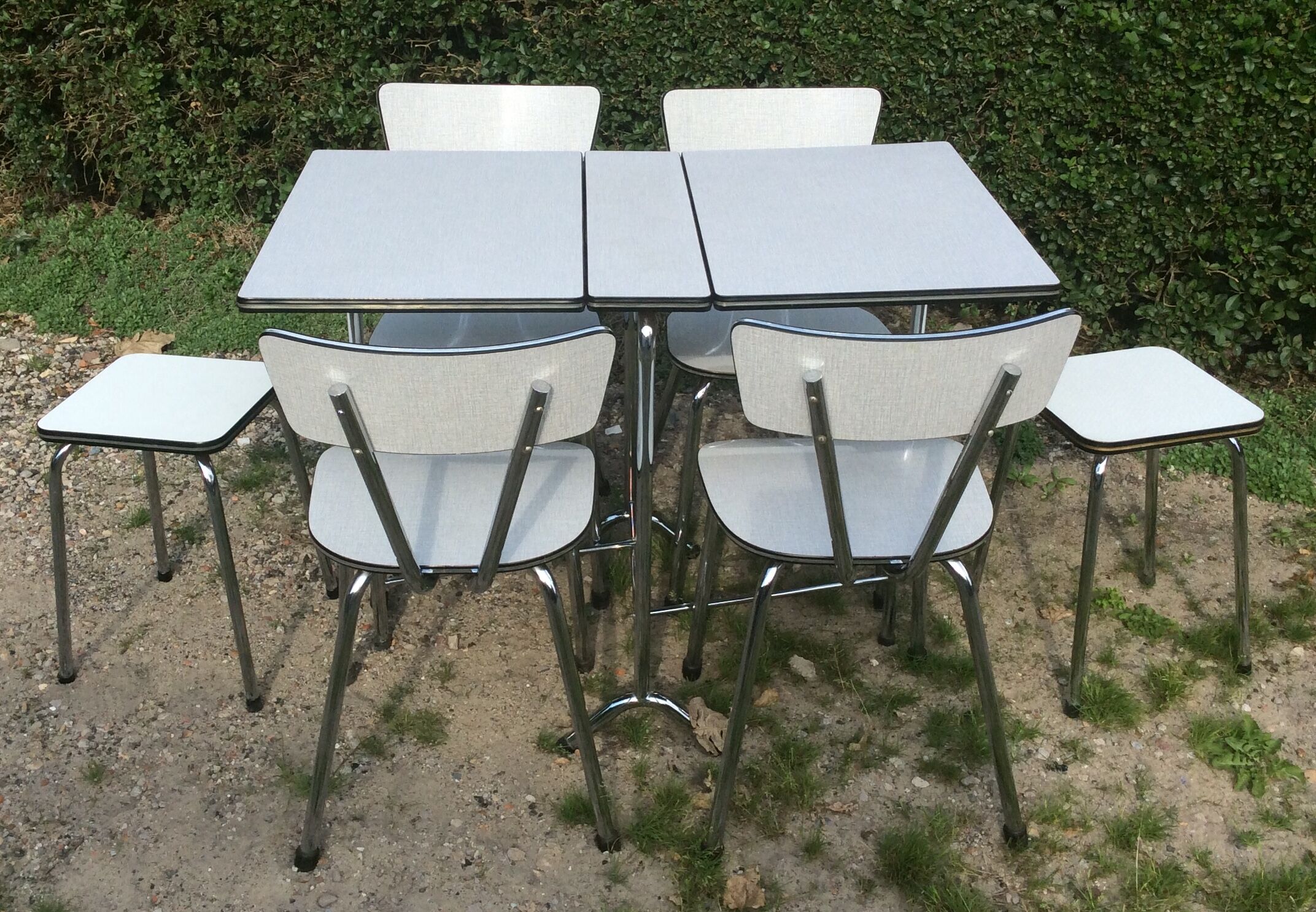 Formica set of the 60s