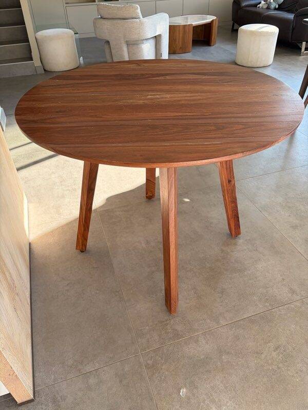 Solid rosewood table tikamoon