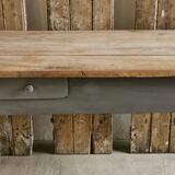 Farm table