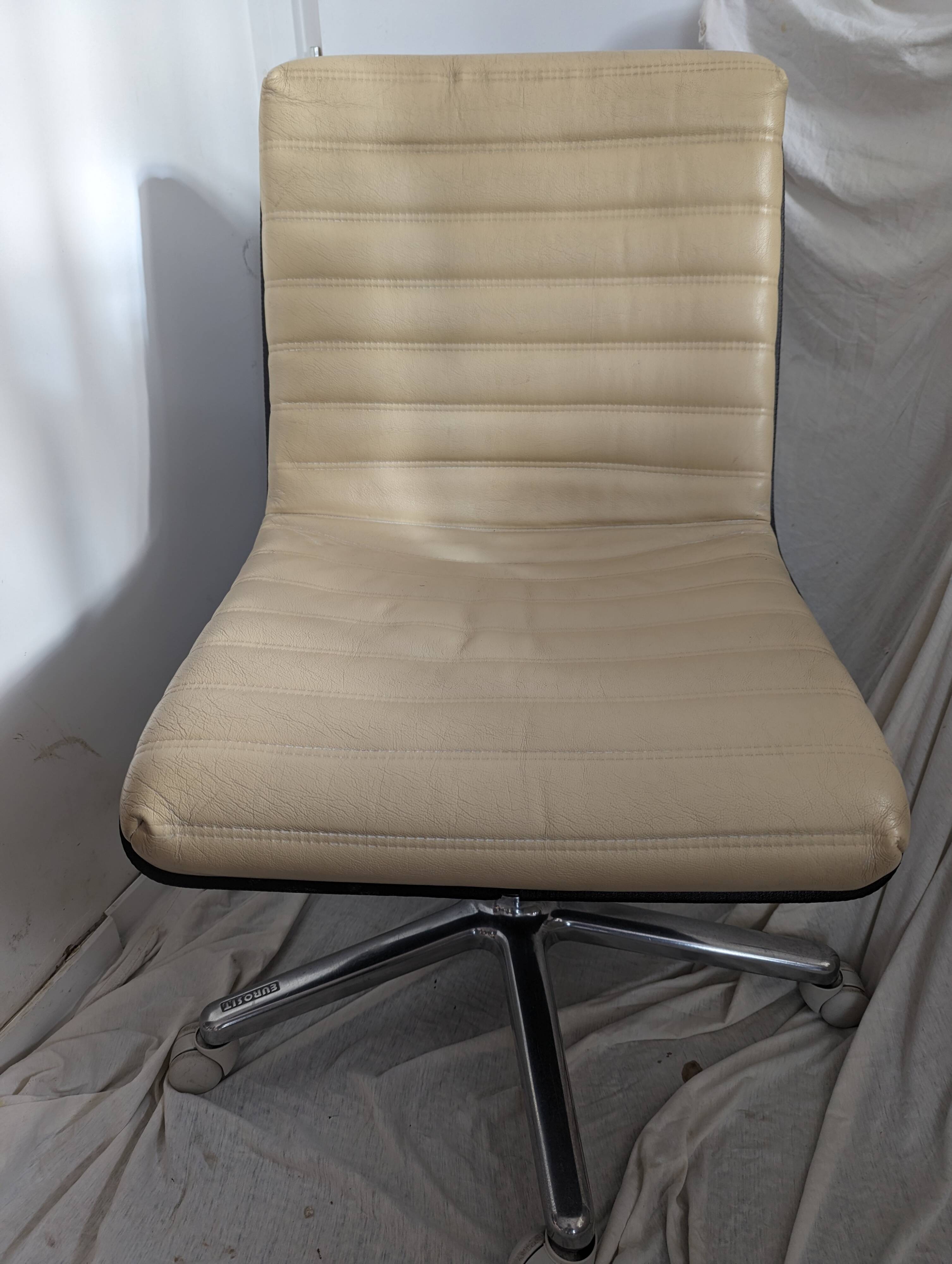 70s desk armchair