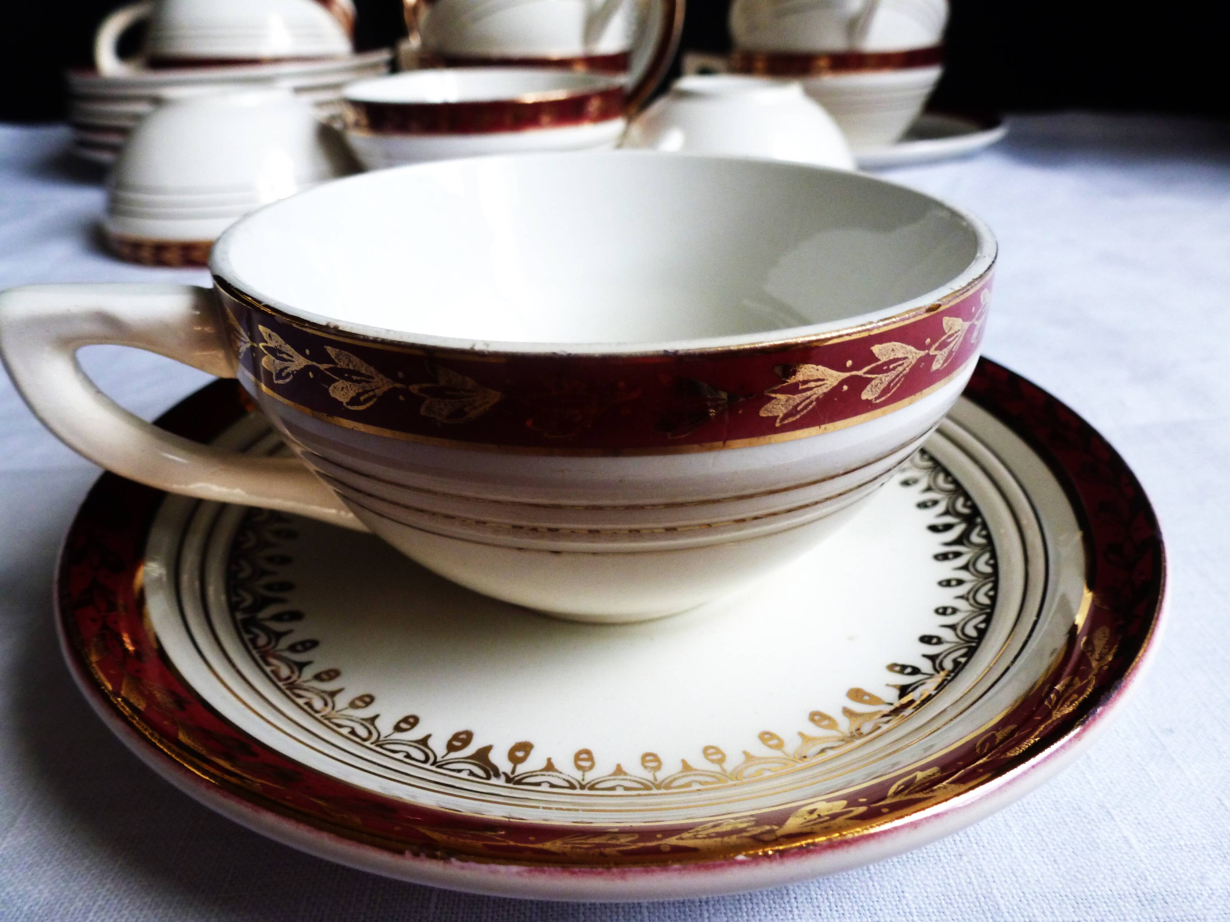1920s coffee service Céranord from Saint-Amand, 24 pieces.
