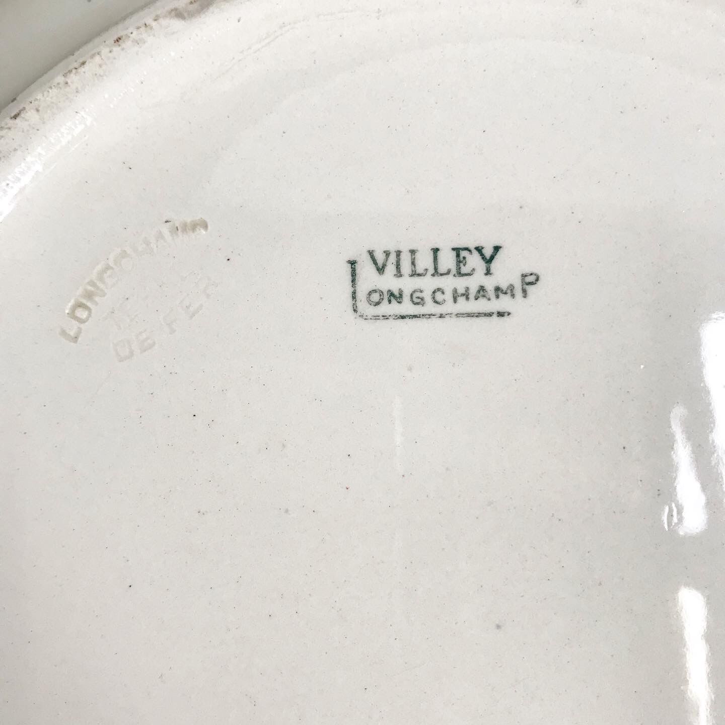 Longchamp iron-earth soupière