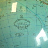 Bright Globe Vintage Duplex