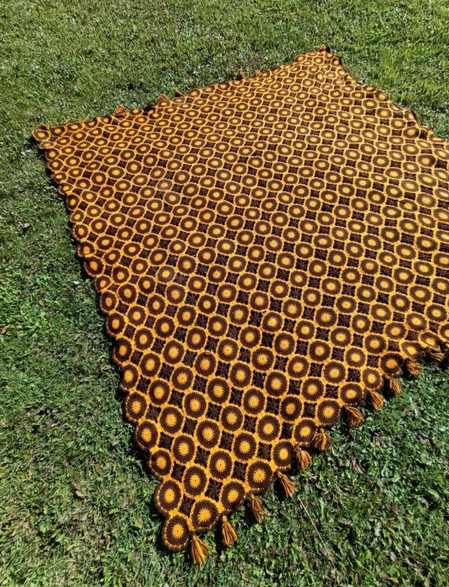 Bedspread/Decorative Throw 💐