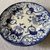 Plate with peedouche Creil & Montereau model Flora liseron