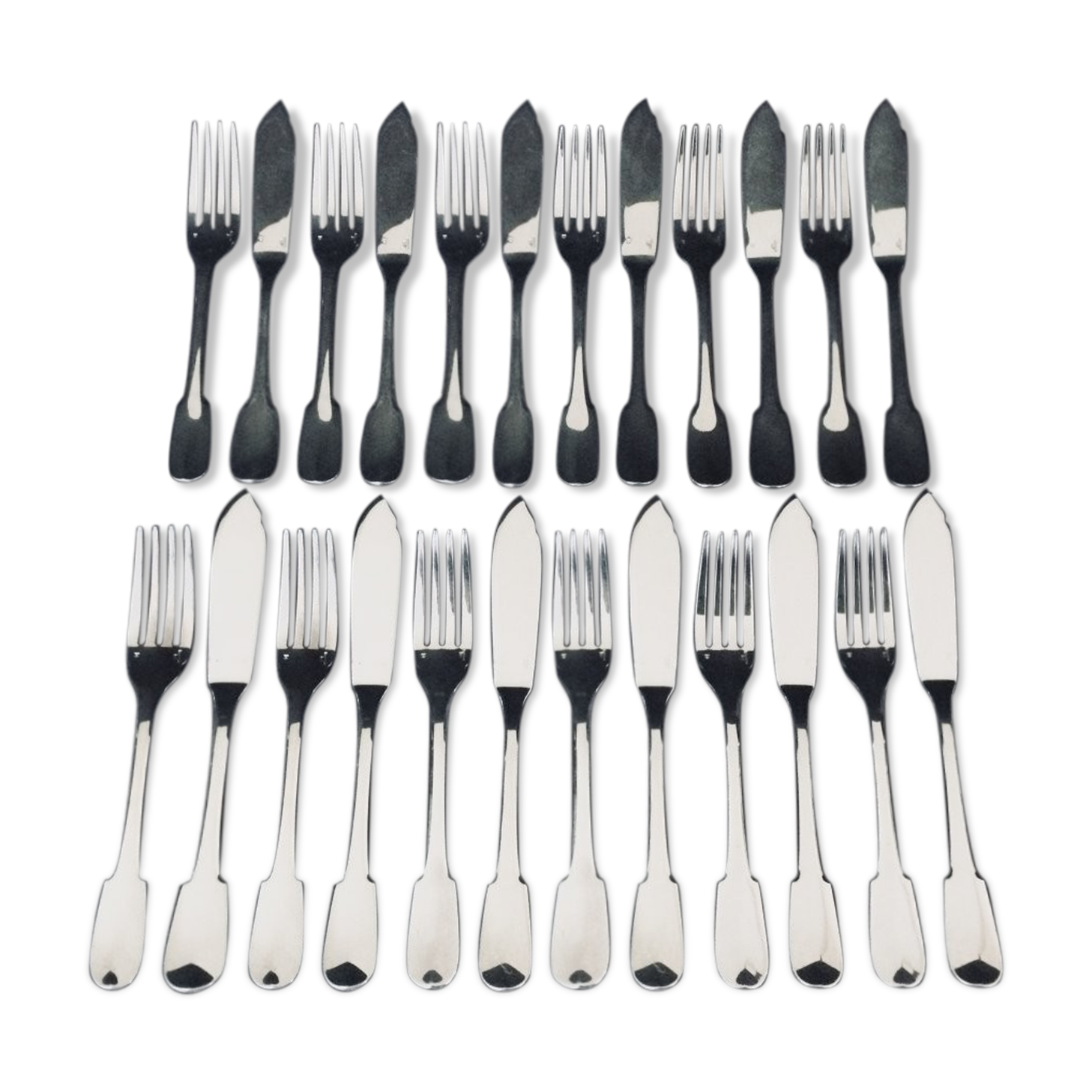 12 Christofle Fish Cutlery Model Cluny