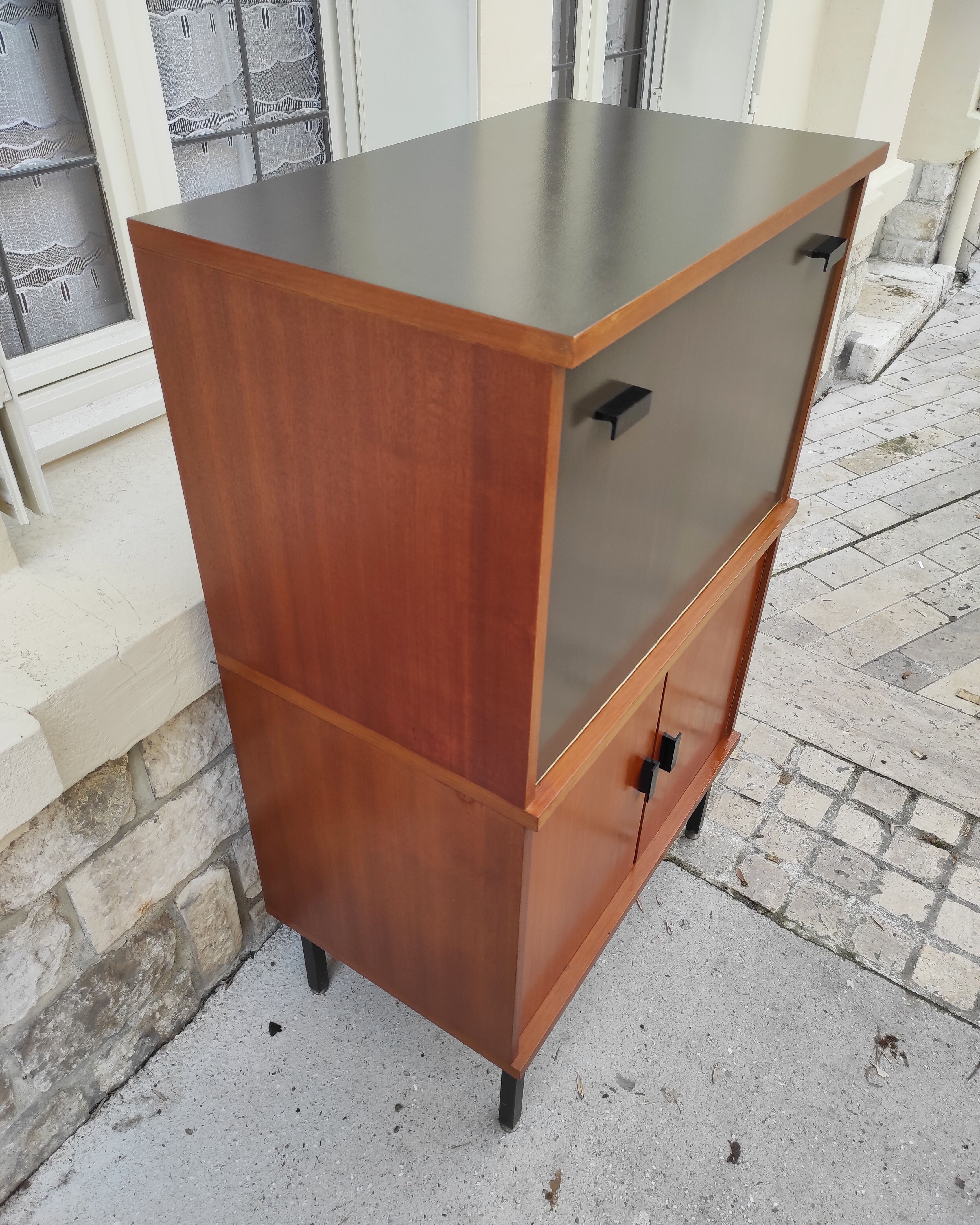 Secrétaire années 60