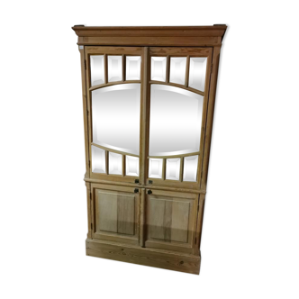 Cabinet with beveled mirrors and aero gummed