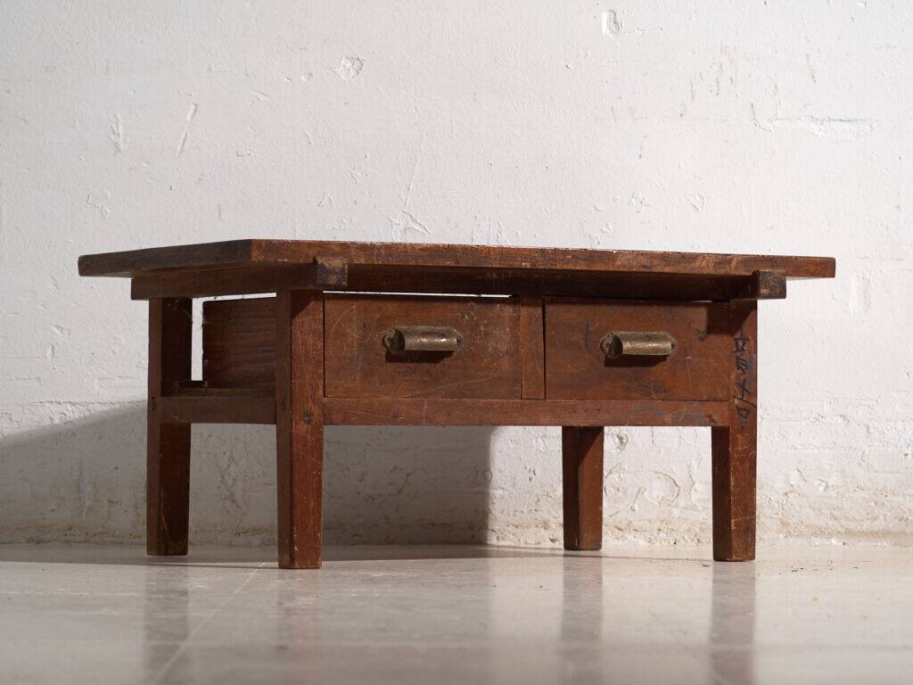 Table basse ancienne japonaise en bois – Japon, vers 1930