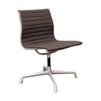 EA 108 Aluminum Chair by Charles & Ray Eames for Herman Miller, 1970