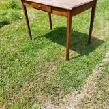 Desktop foot spindles