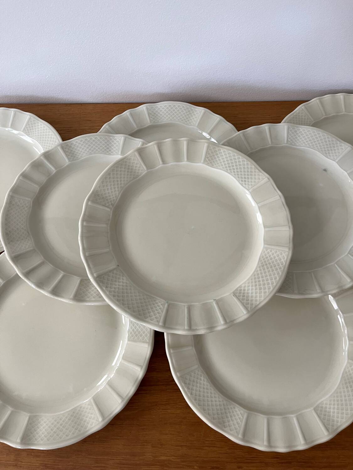 Set of 8 Bernardeau B&C ivory dessert plates
